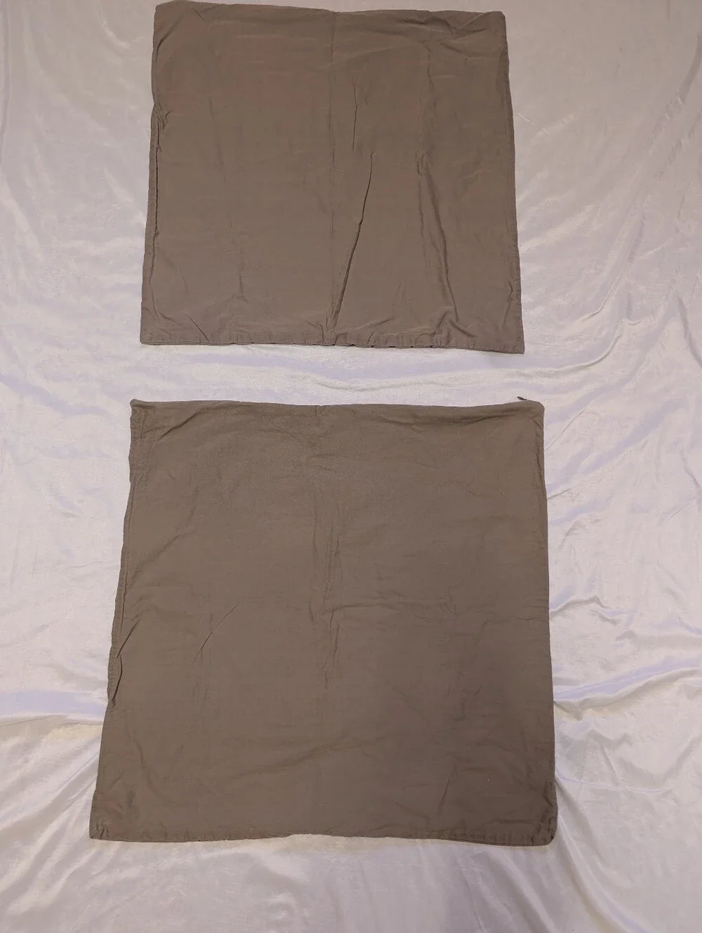 Natori Cherry Blossom Grey Taupe Embroidered Pleated Euro Sham Set 24